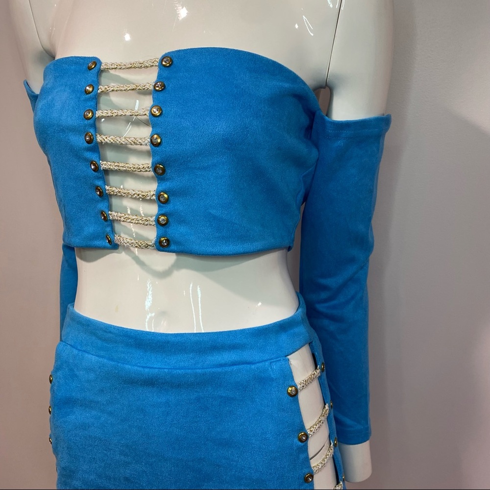 Blue two piece skirt outfit